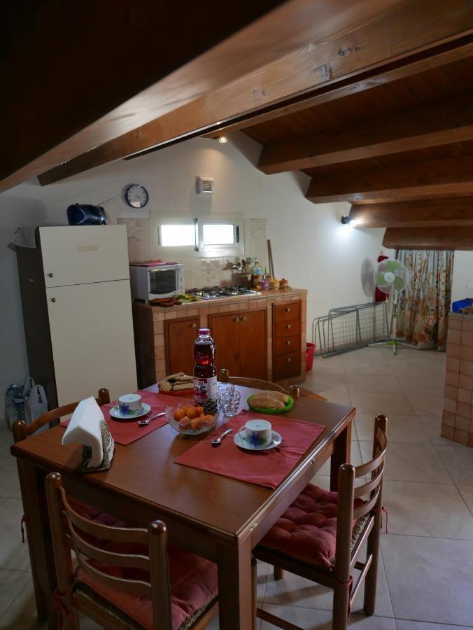 Апартаменти Casa Angela Санта-Кроче-Камерина Екстер'єр фото